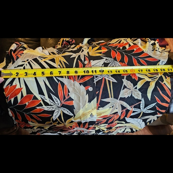 (PRICE IS FIRM!)Coldwater Creek Floral/Leafy, Autumn Vibe Blouse - Picture 9 of 10